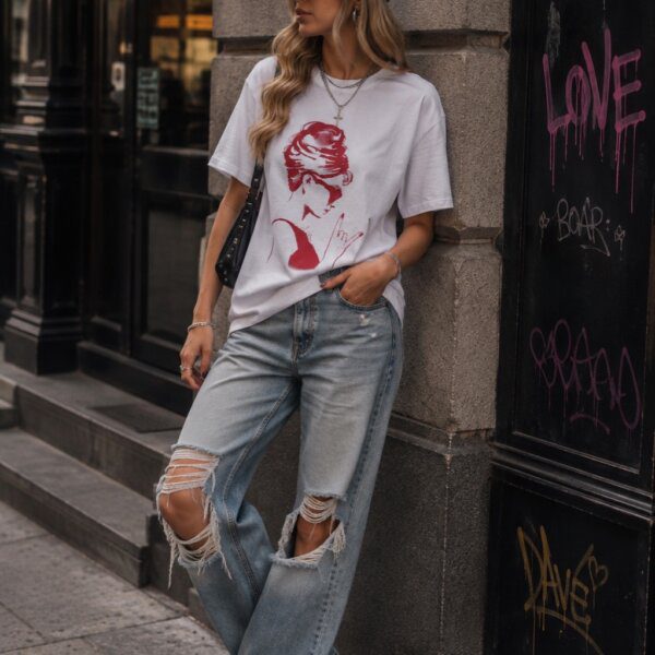 AUDREY WHITE UNISEX Q T-SHIRTS